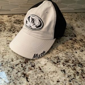 Black and white women’s Mizzou hat